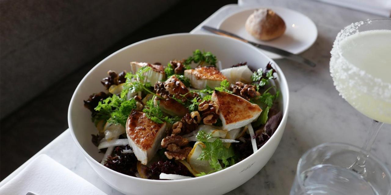 Hotel Diplomat שטוקהולם מראה חיצוני תמונה A salad with haloumi cheese