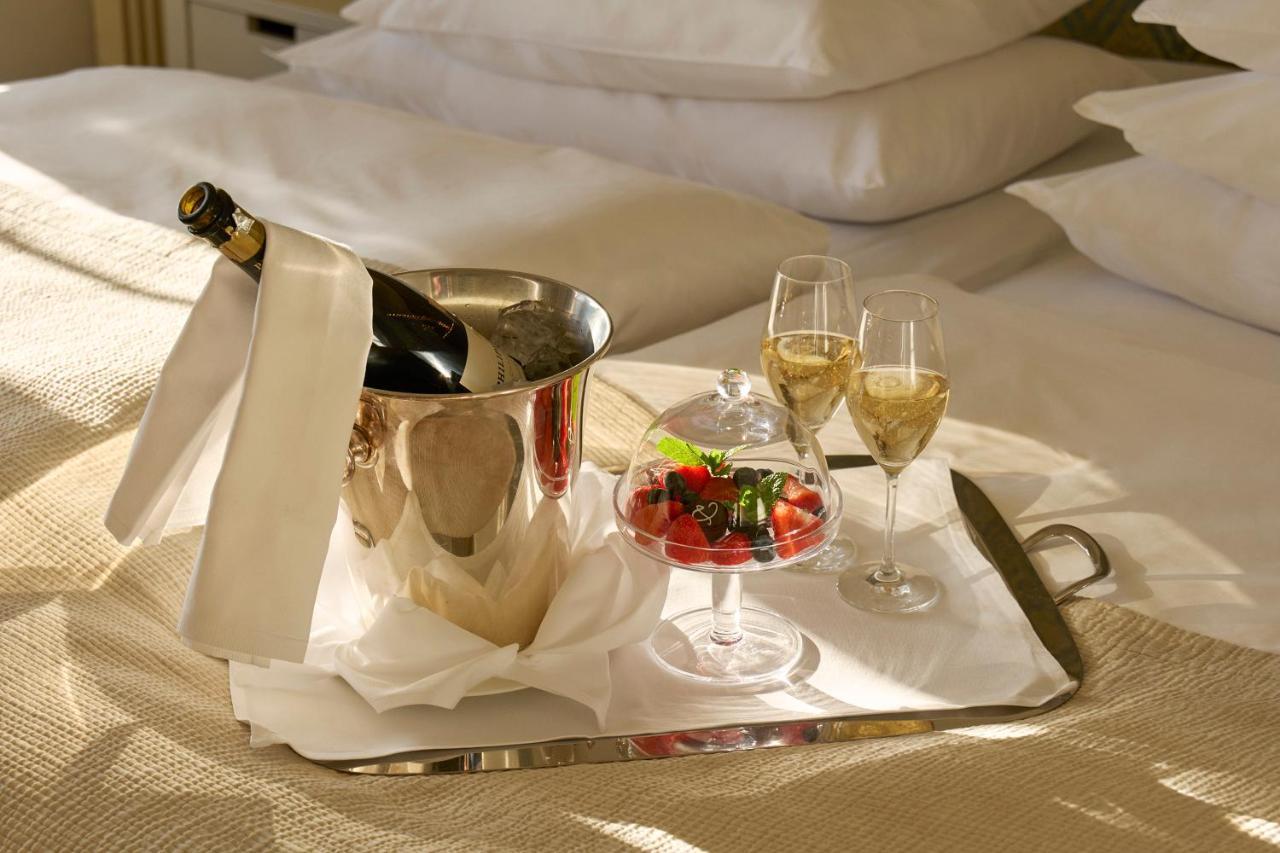 Hotel Diplomat שטוקהולם מראה חיצוני תמונה Room service