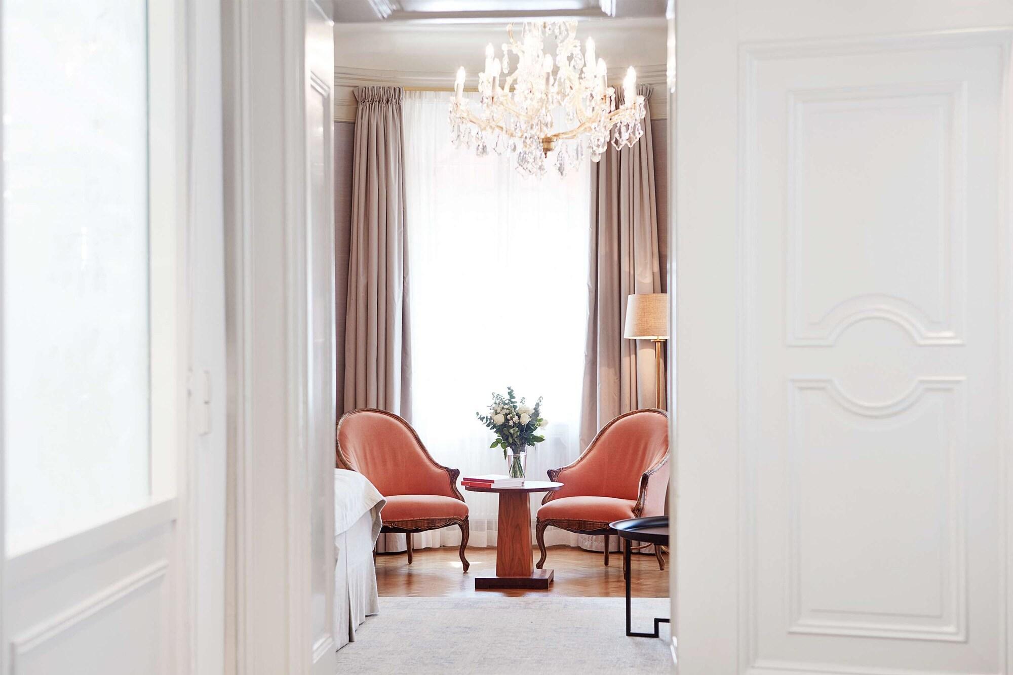 Hotel Diplomat שטוקהולם מראה חיצוני תמונה A suite at the Hotel de Crillon